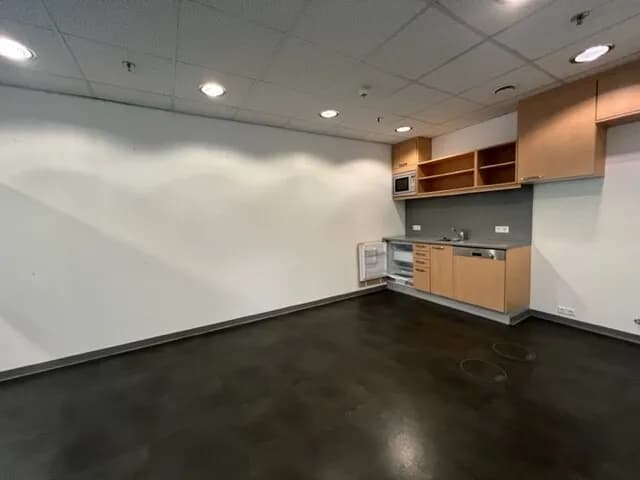 Gewerbeimmobilie mieten in Wien – 698 m², € 13 – Bild 7 von 10