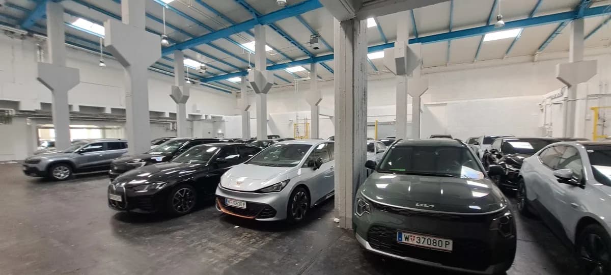 Gewerbeimmobilie mieten in Wien – 1 360 m², € 12.835 – Bild 9 von 14