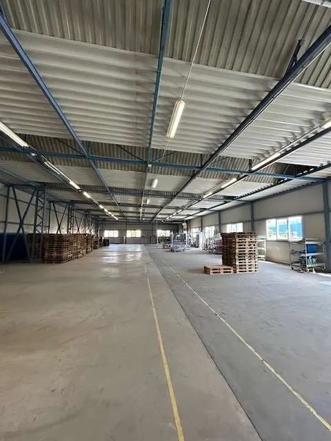 Gewerbeimmobilie mieten in Wels-Land – 1 500 m², € 5 – Bild 7 von 9