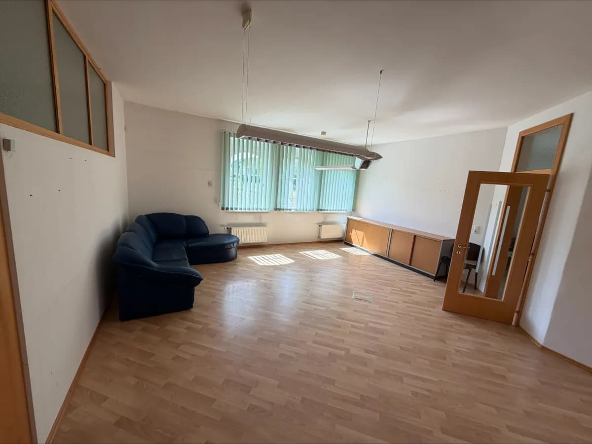 Gewerbeimmobilie mieten in Südoststeiermark – 70 m², € 7 – Bild 2 von 5