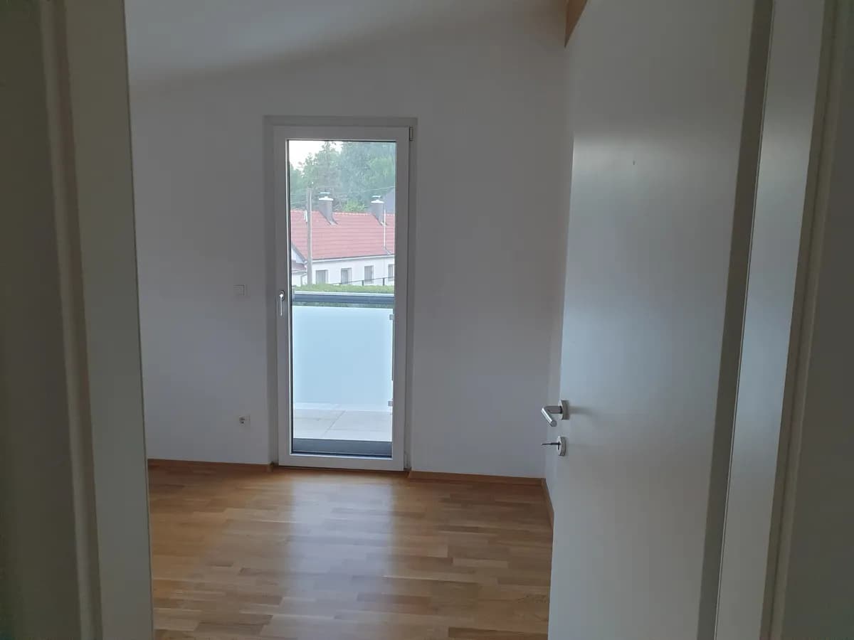 6-Zimmer-Haus mieten in Wien – 180 m², € 1.970 – Bild 9 von 15
