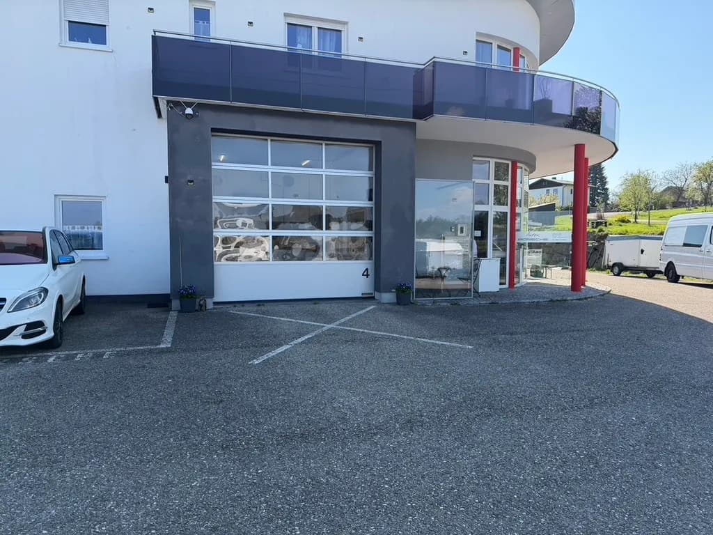 Gewerbeimmobilie mieten in Ried im Innkreis – 1 000 m², € 2.500 – Bild 2 von 8