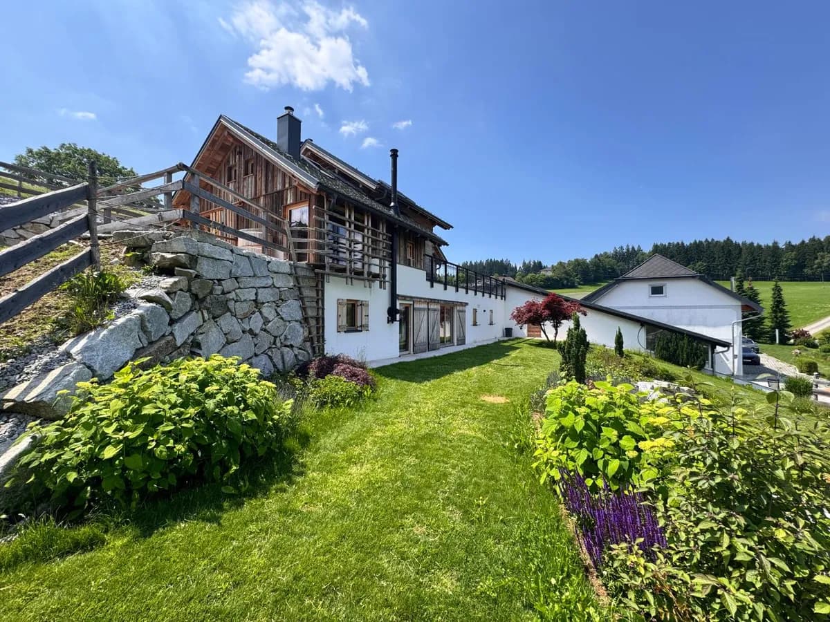 Gewerbeimmobilie kaufen in Rohrbach – 285 m², € 1.590.000 – Bild 1 von 9