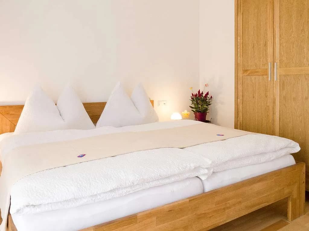 2-Zimmer-Wohnung mieten in Baden – 50 m², € 1.200 – Bild 9 von 10