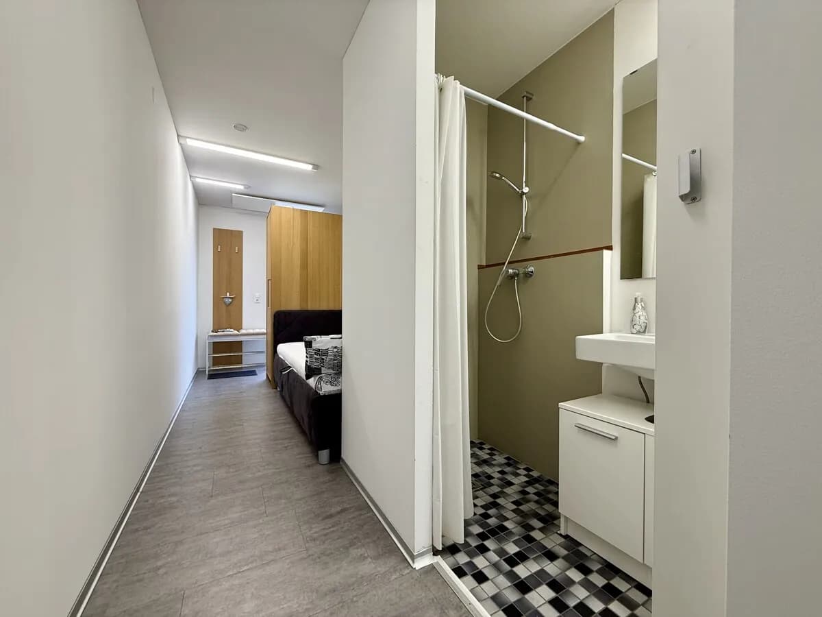 Wohnung mieten in Neunkirchen – 23 m², € 448 – Bild 5 von 11