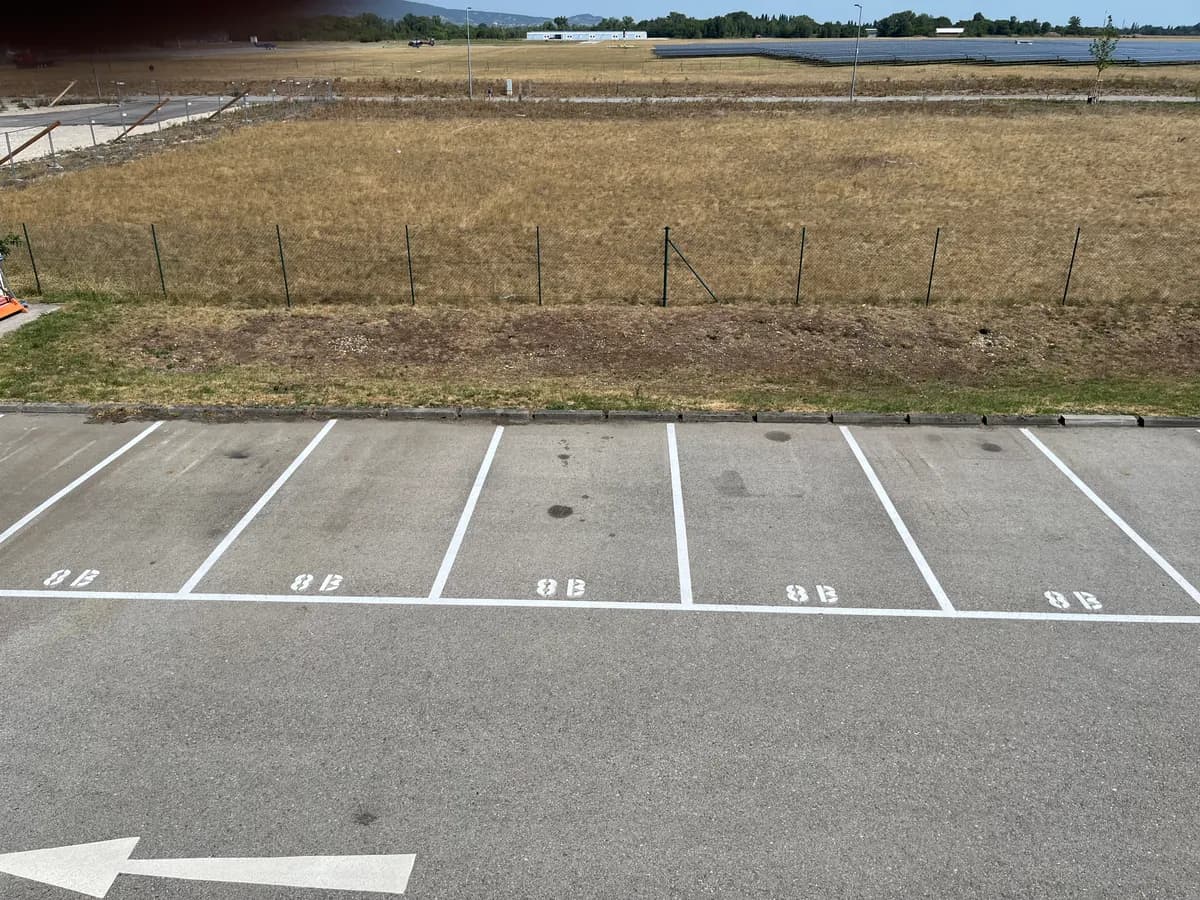 8-Zimmer-Gewerbeimmobilie mieten in Baden – 272 m², € 3.496 – Bild 7 von 19