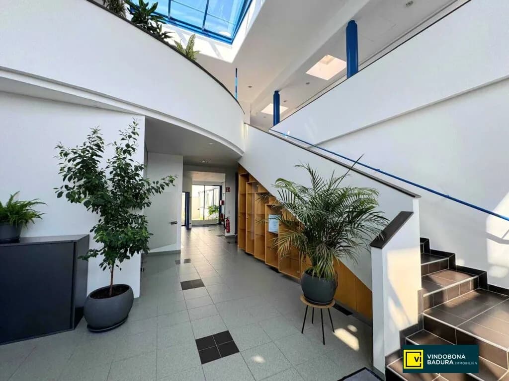 Gewerbeimmobilie mieten in Wien – 181 m², € 2.498