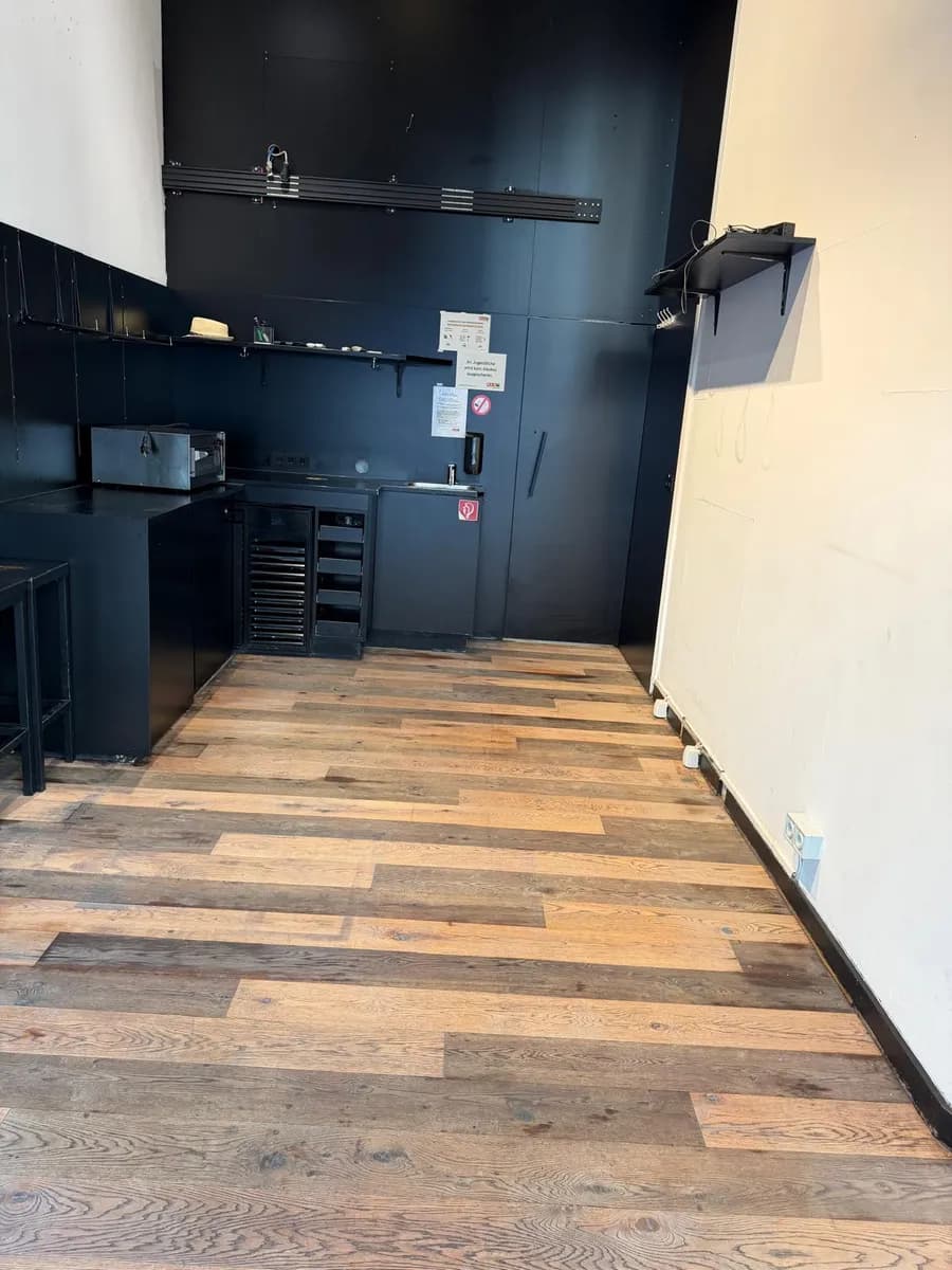 Gewerbeimmobilie mieten in Wien – 20 m², € 4.038 – Bild 2 von 4