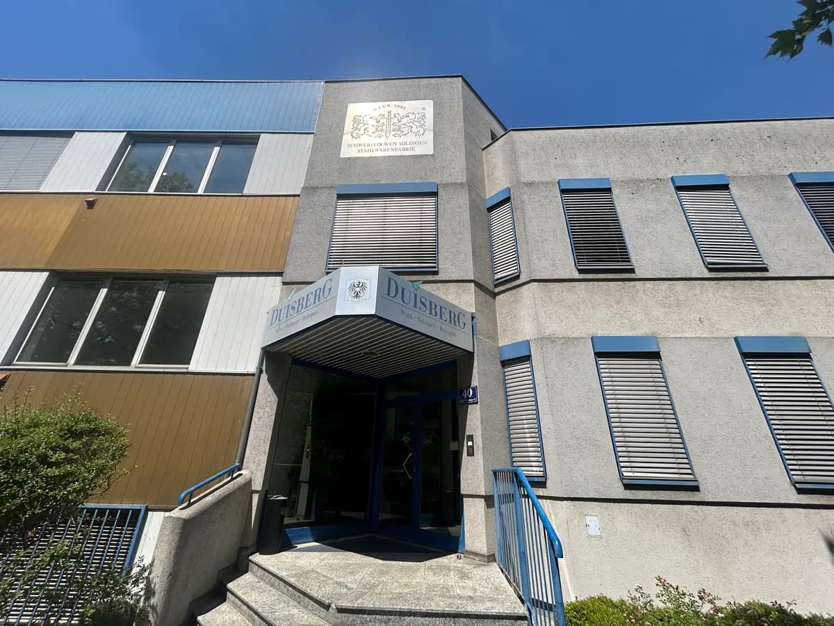 Gewerbeimmobilie mieten in Wien – 1 643 m² – Bild 2 von 17
