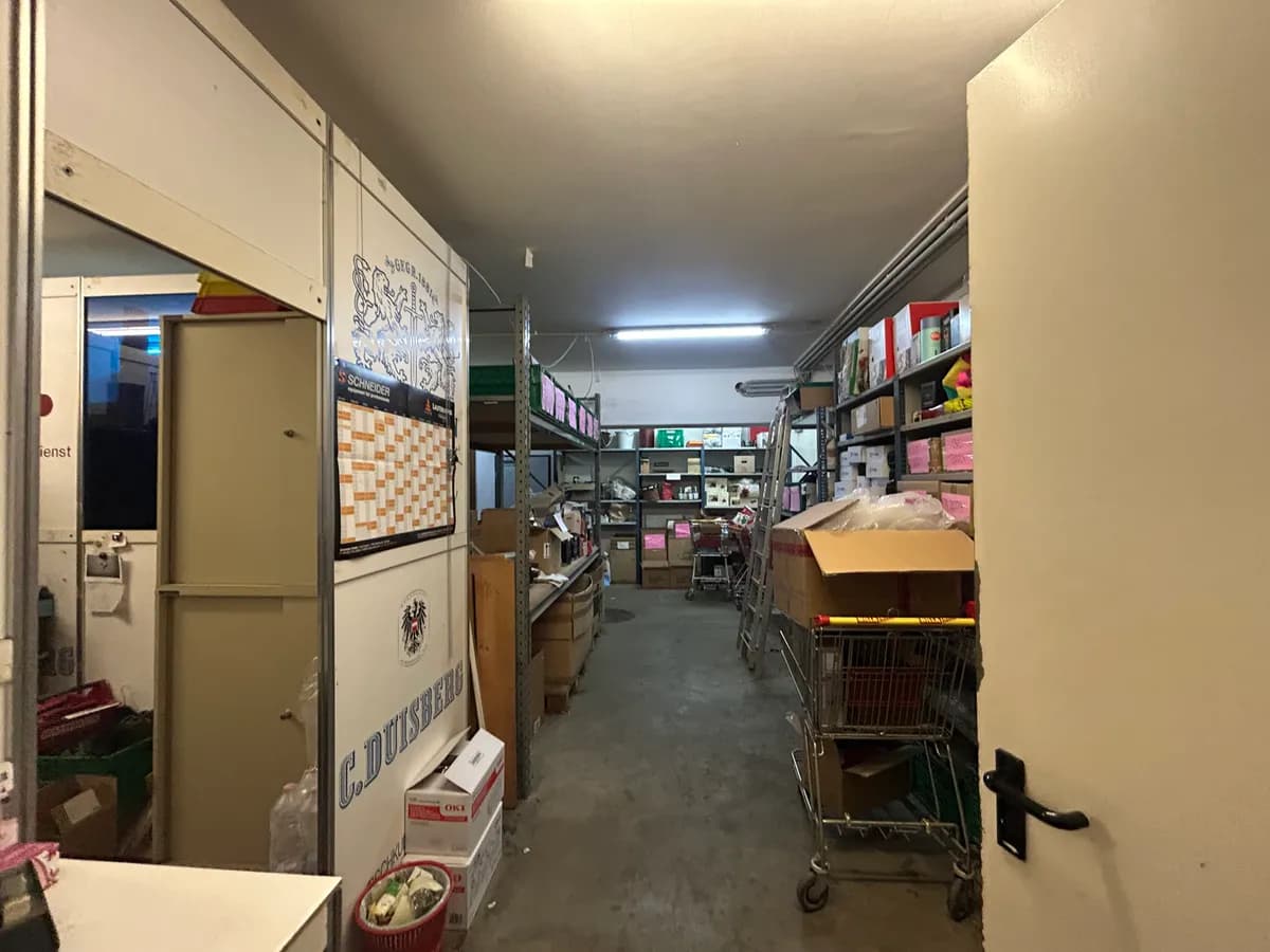 Gewerbeimmobilie mieten in Wien – 1 643 m² – Bild 13 von 17