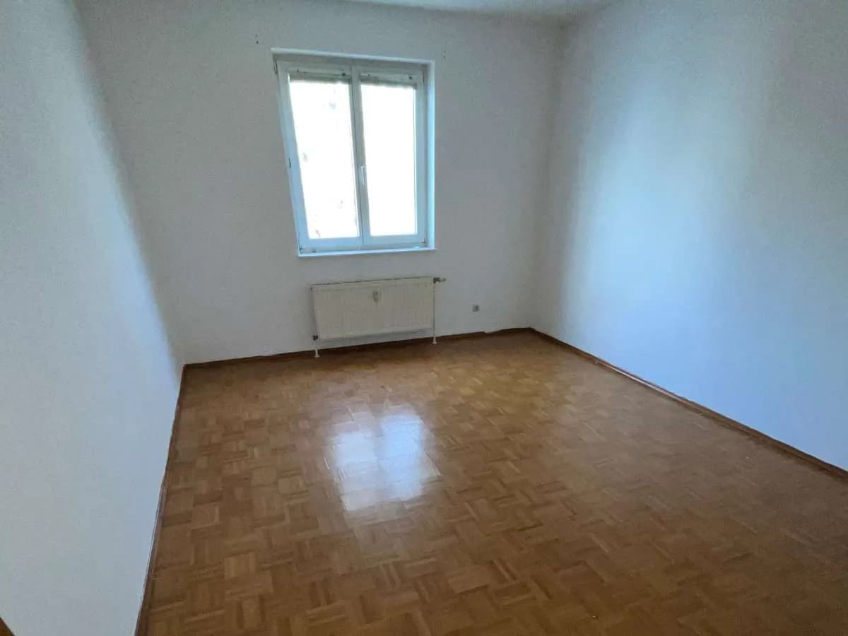 3-Zimmer-Wohnung mieten in Amstetten – 88,24 m², € 902 – Bild 3 von 9
