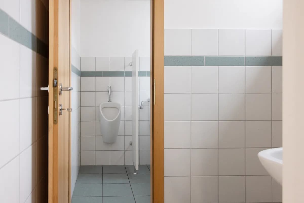 Gewerbeimmobilie mieten in Hartberg-Fürstenfeld – 228 m², € 2.498 – Bild 6 von 8
