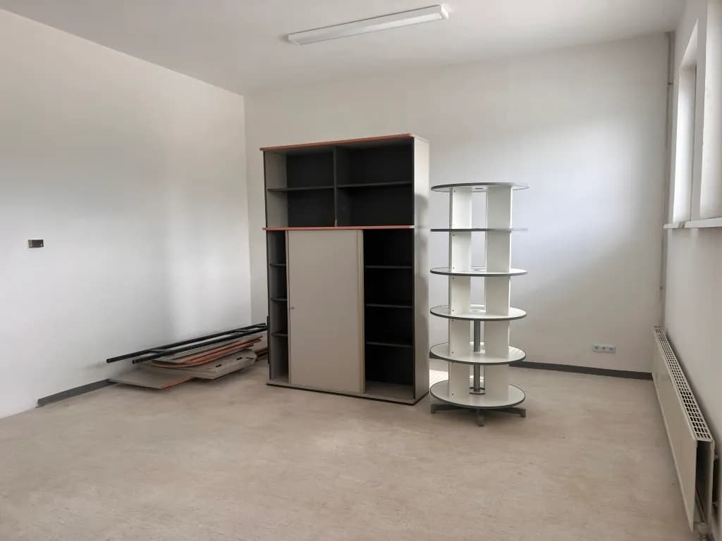 1-Zimmer-Gewerbeimmobilie mieten in Wolfsberg – 40 m², € 490 – Bild 3 von 8