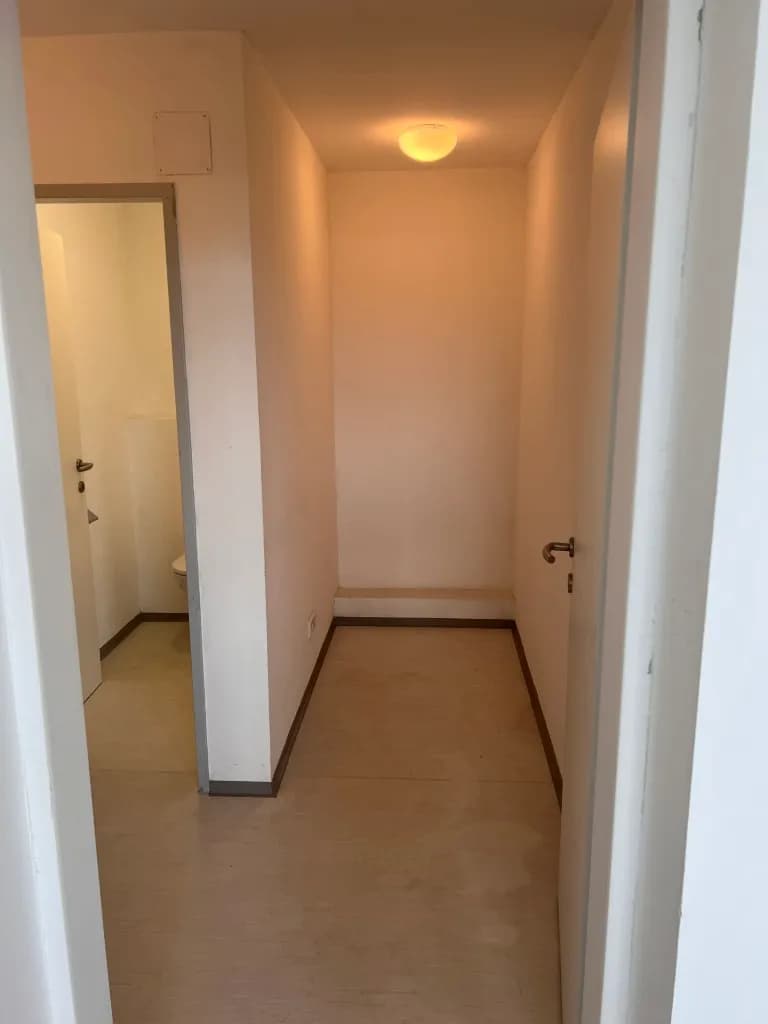1-Zimmer-Gewerbeimmobilie mieten in Wolfsberg – 40 m², € 490 – Bild 5 von 8