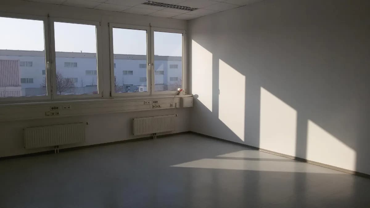 2-Zimmer-Gewerbeimmobilie mieten in Wels – 44 m², € 532 – Bild 3 von 5