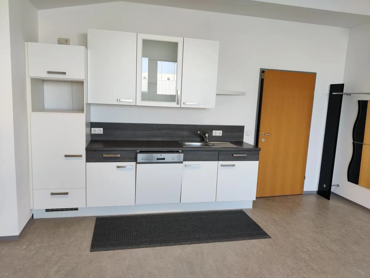 Gewerbeimmobilie mieten in Wels – 43 m², € 517 – Bild 3 von 5
