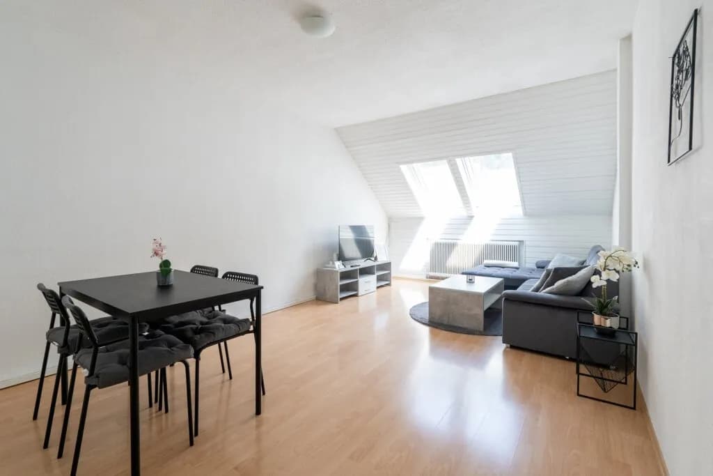 Wohnung mieten in Bruck-Mürzzuschlag – 54 m², € 470 – Bild 2 von 8