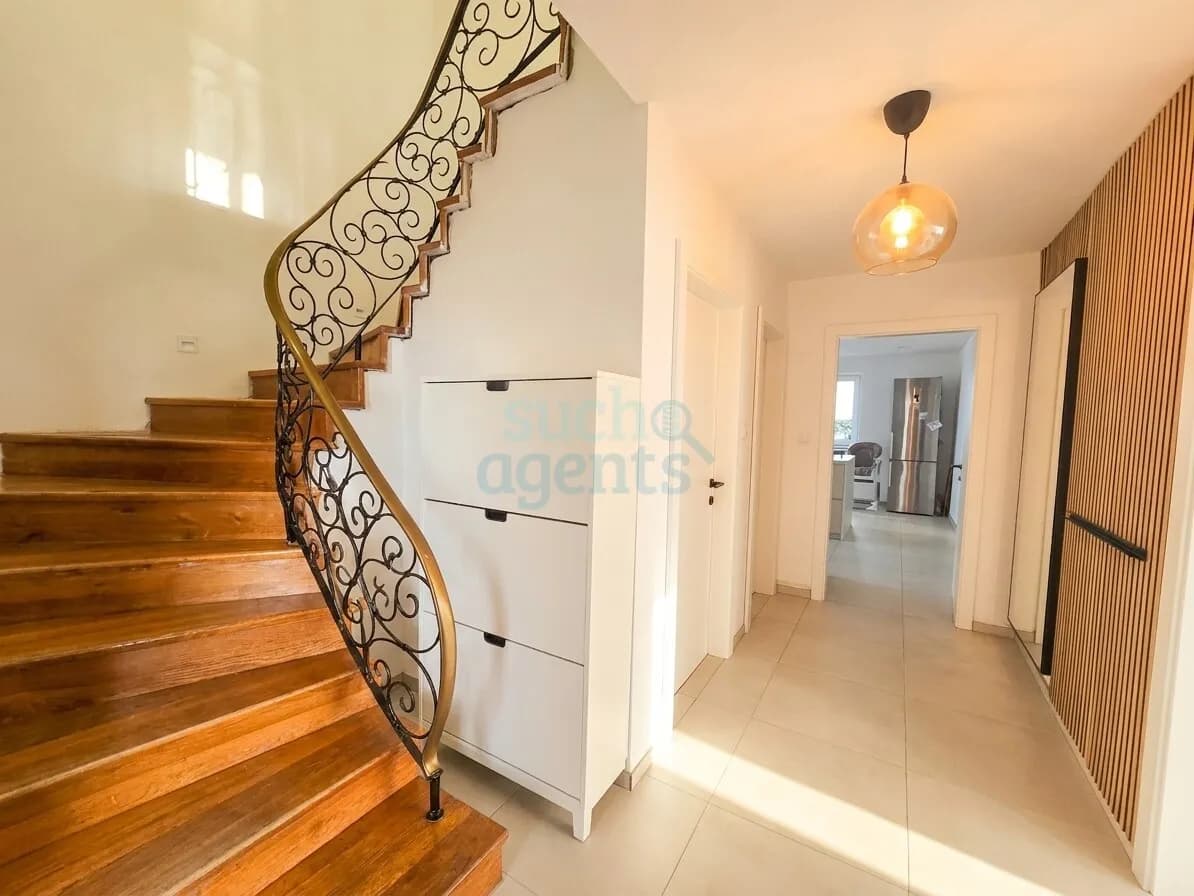 7-Zimmer-Haus kaufen in Wels-Land – 216 m², € 649.000