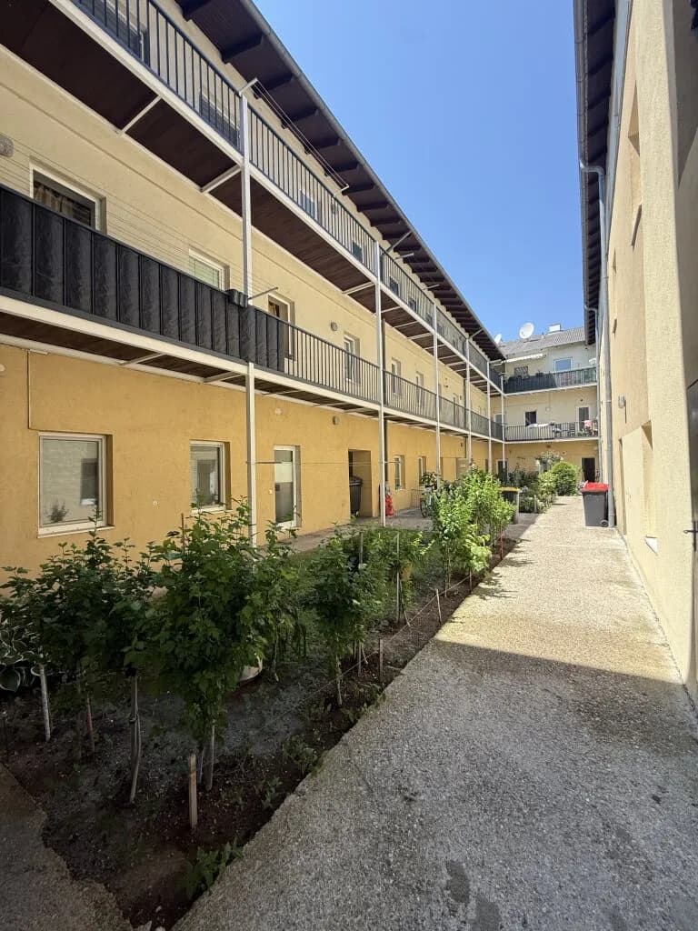 2-Zimmer-Wohnung mieten in Baden – 61 m², € 759 – Bild 12 von 15
