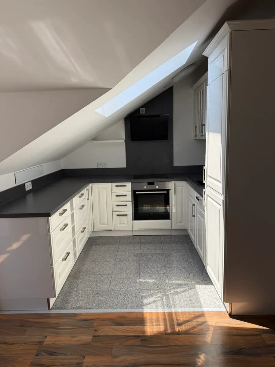2-Zimmer-Wohnung mieten in Baden – 65 m², € 1.000 – Bild 2 von 16