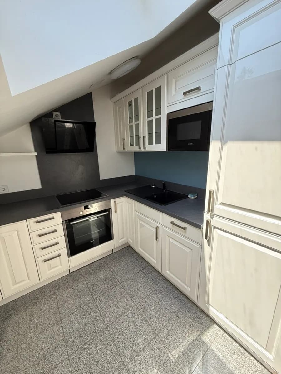 2-Zimmer-Wohnung mieten in Baden – 65 m², € 1.000 – Bild 3 von 16
