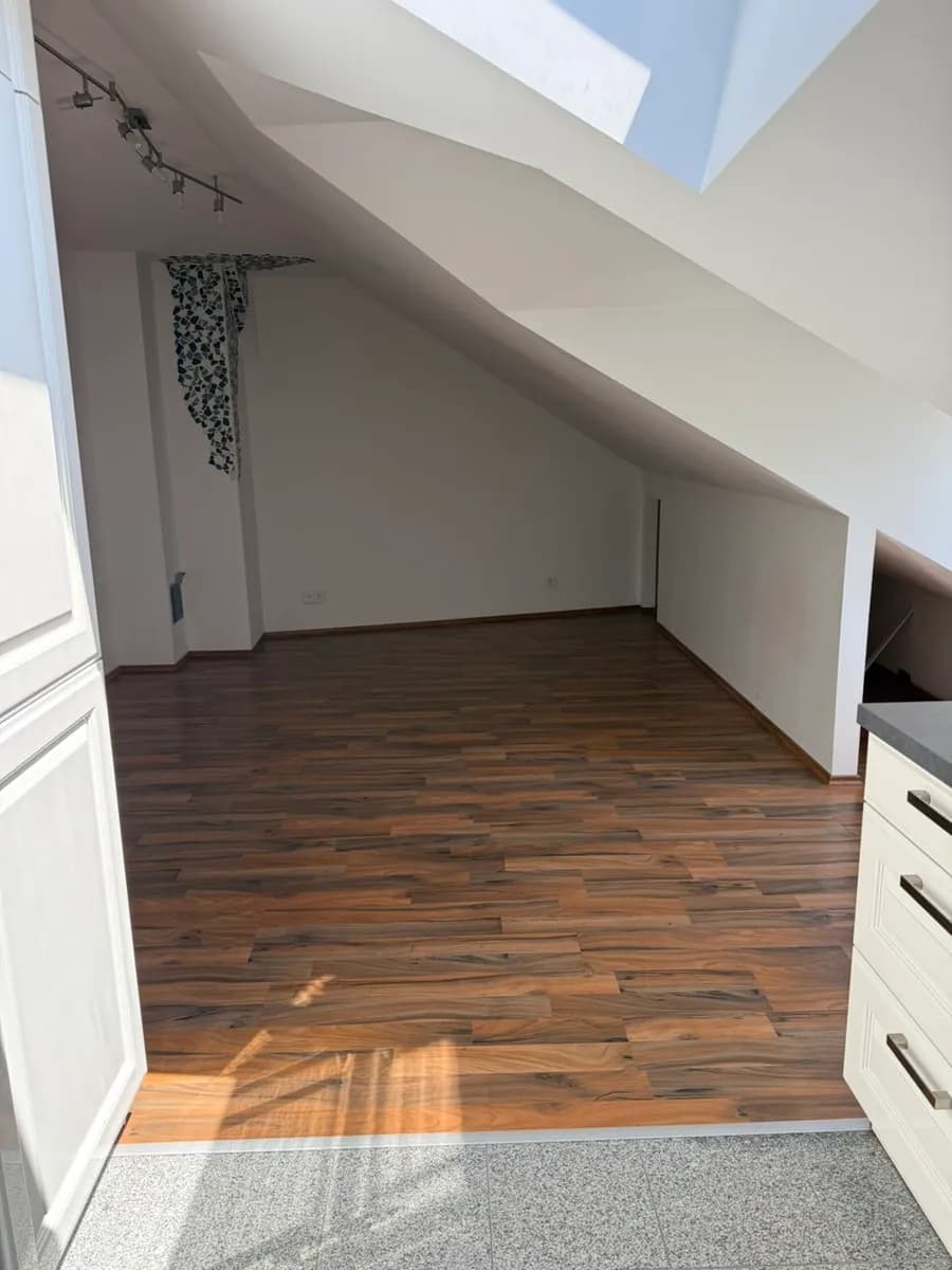2-Zimmer-Wohnung mieten in Baden – 65 m², € 1.000 – Bild 4 von 16