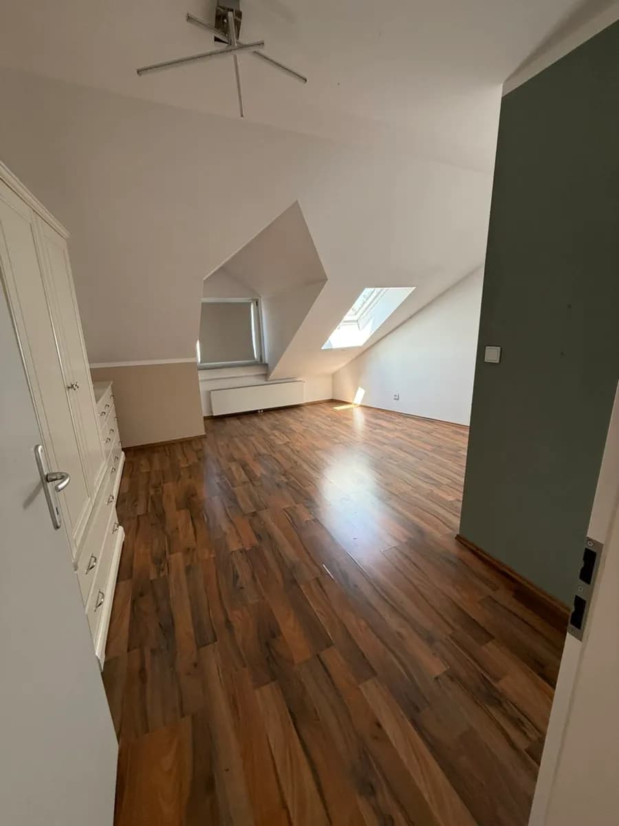 2-Zimmer-Wohnung mieten in Baden – 65 m², € 1.000 – Bild 10 von 16