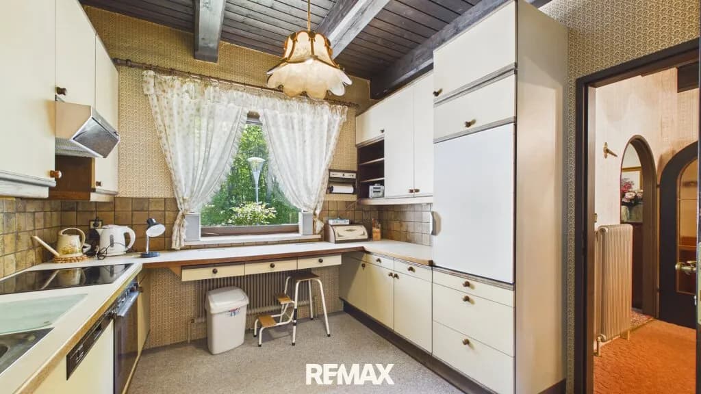 6-Zimmer-Haus kaufen in Mistelbach – 237 m², € 490.000 – Bild 8 von 40