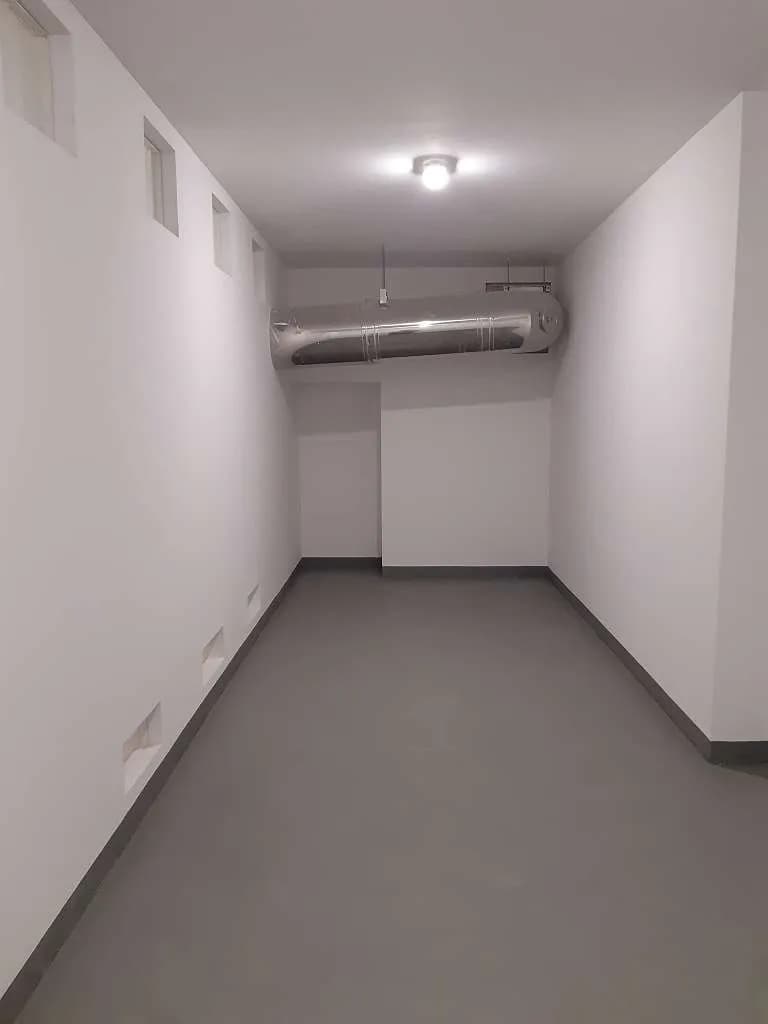 1-Zimmer-Gewerbeimmobilie mieten in Wien – 24 m², € 385 – Bild 2 von 3