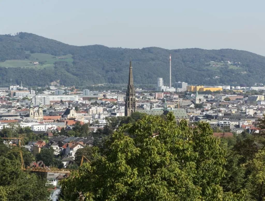 5-Zimmer-Wohnung mieten in Linz – 115 m², € 2.149 – Bild 13 von 13