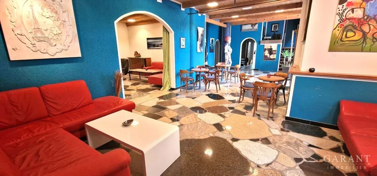 10-Zimmer-Haus kaufen in Rohrbach – 700 m², € 450.000 – Bild 2 von 4