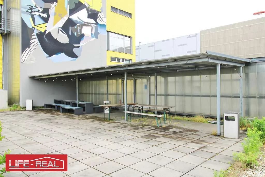 1-Zimmer-Gewerbeimmobilie mieten in Linz – 284 m², € 4.570 – Bild 22 von 25