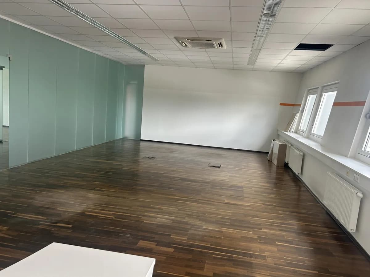 Immobilie mieten in Linz Land – 672 m² – Bild 4 von 6