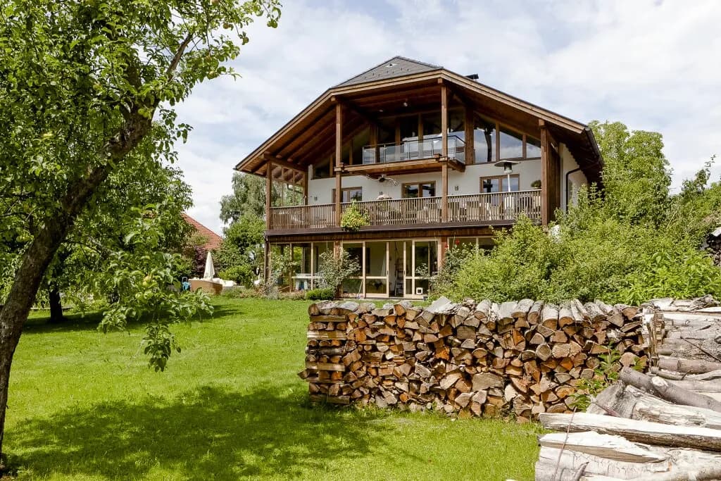 10-Zimmer-Immobilie kaufen in Vöcklabruck – 450 m², € 1.290.000 – Bild 2 von 9