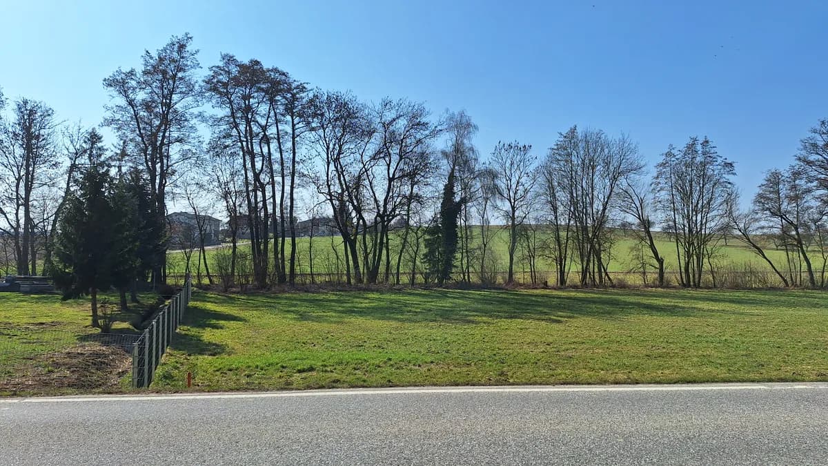 Grundstück kaufen in Melk – 1 353 m², € 10.800 – Bild 3 von 4