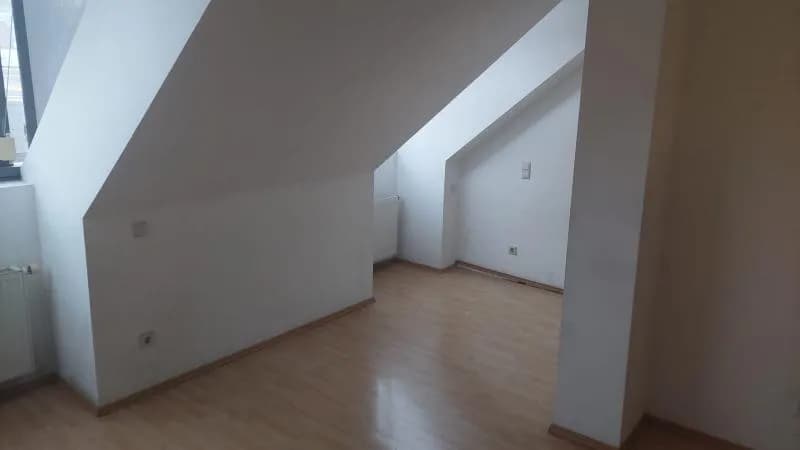 1-Zimmer-Wohnung mieten in Leoben – 31,66 m², € 439 – Bild 3 von 8