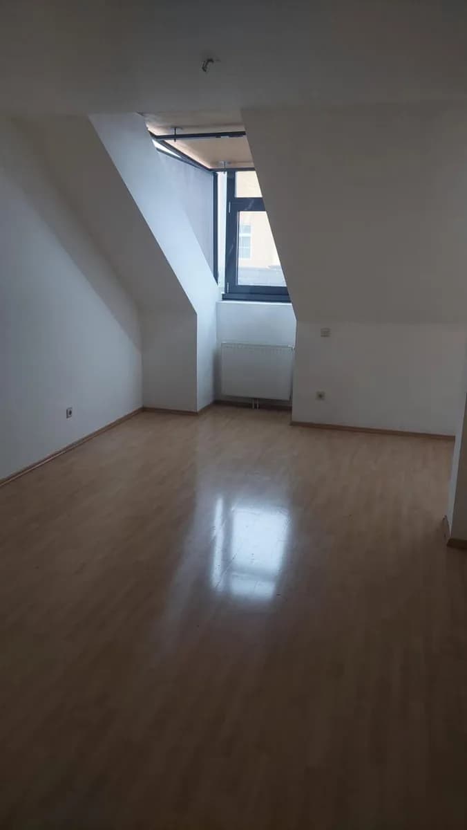 1-Zimmer-Wohnung mieten in Leoben – 31,66 m², € 439 – Bild 5 von 8