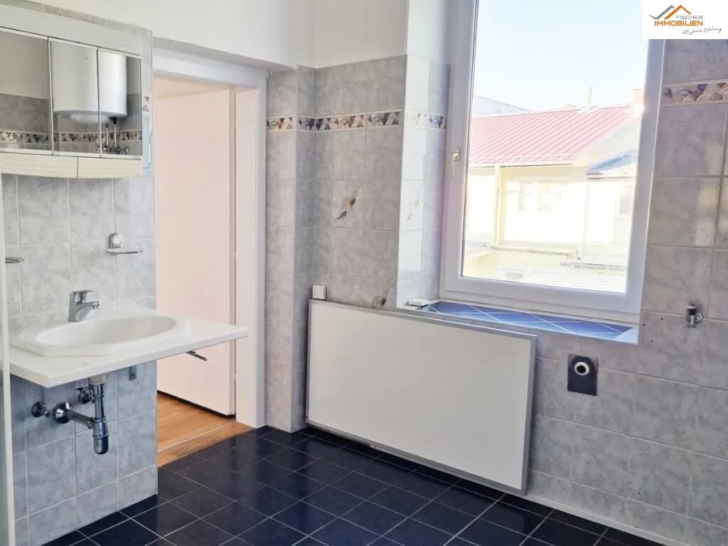 3-Zimmer-Wohnung mieten in Neunkirchen – 82,65 m², € 580 – Bild 8 von 9