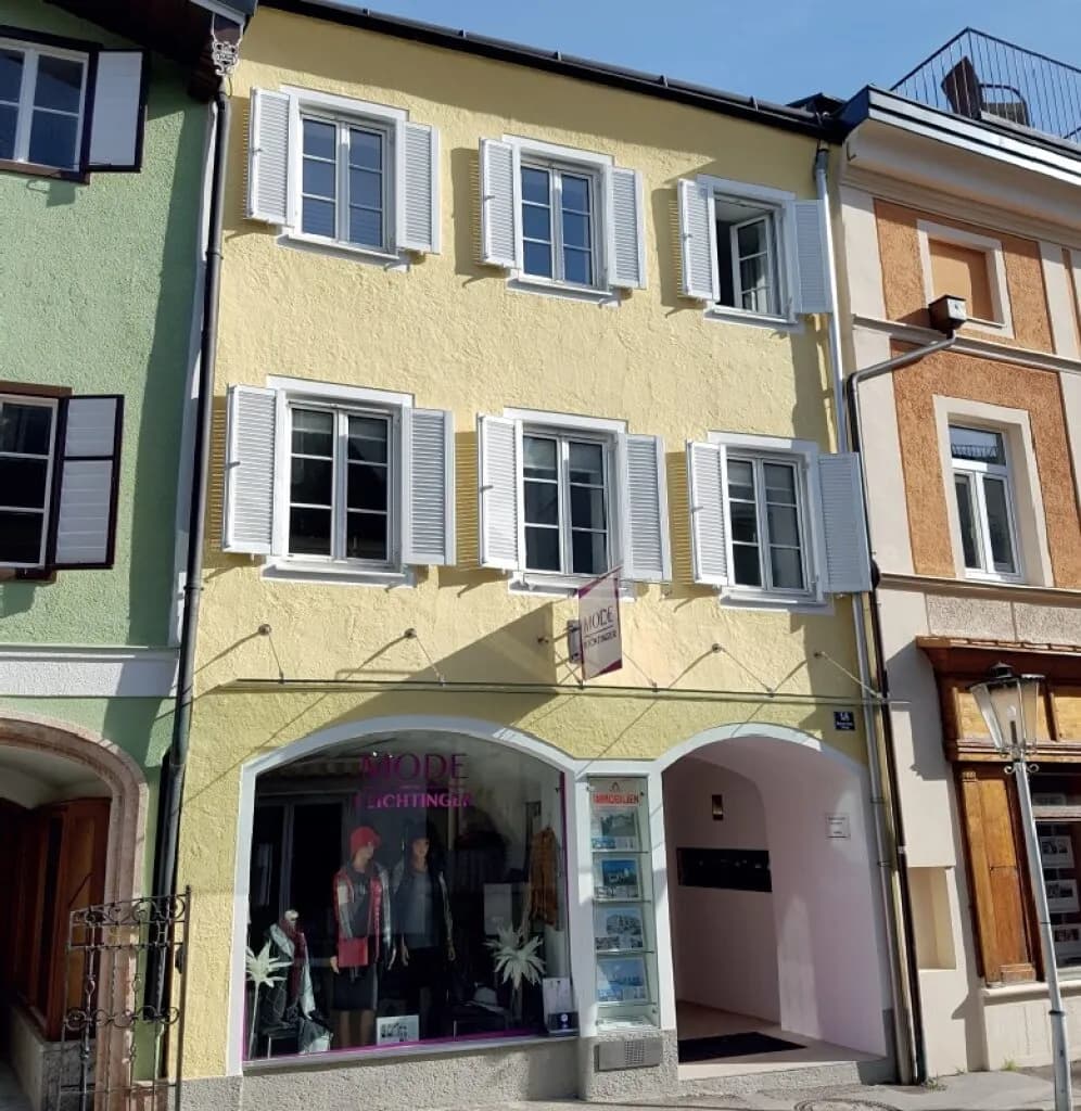 Immobilie kaufen in Vöcklabruck – 144,72 m², € 930.000 – Bild 1 von 5