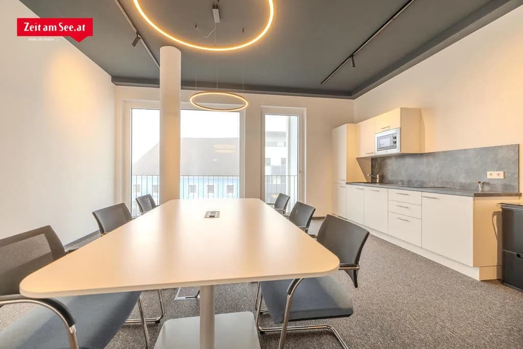 Gewerbeimmobilie mieten in Vöcklabruck – 226 m², € 3.501 – Bild 3 von 8