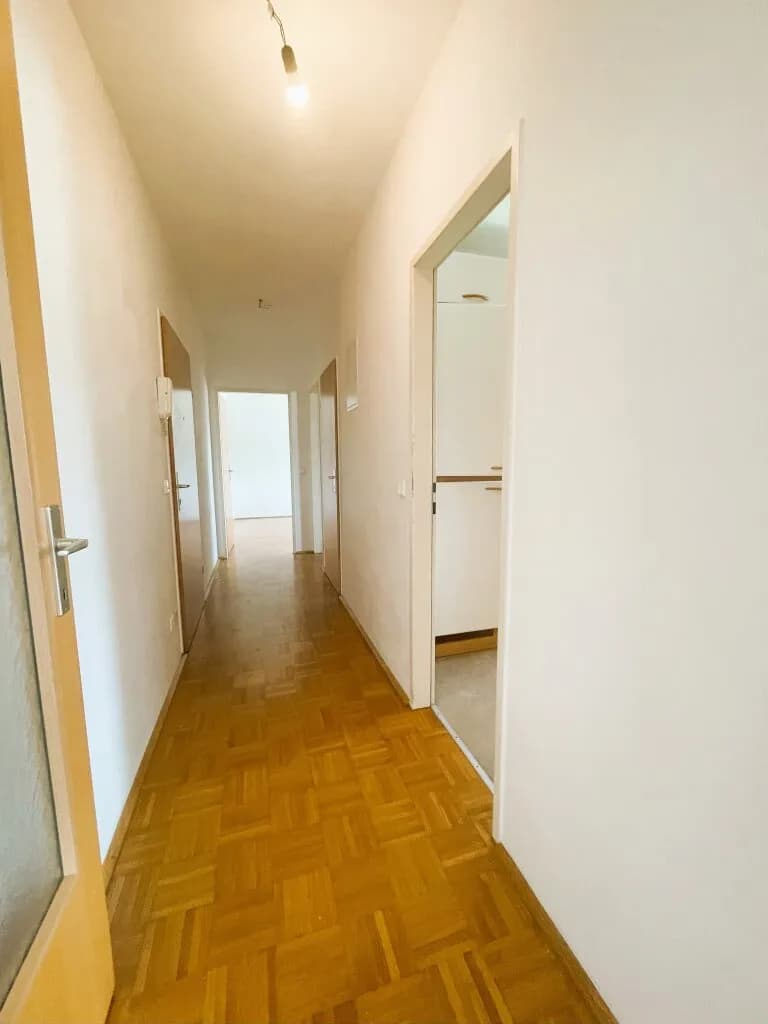 2-Zimmer-Wohnung mieten in Linz – 51 m², € 795 – Bild 5 von 9