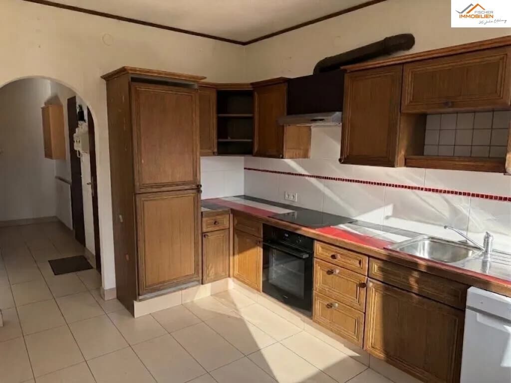 4-Zimmer-Wohnung mieten in Neunkirchen – 82 m², € 650 – Bild 2 von 15