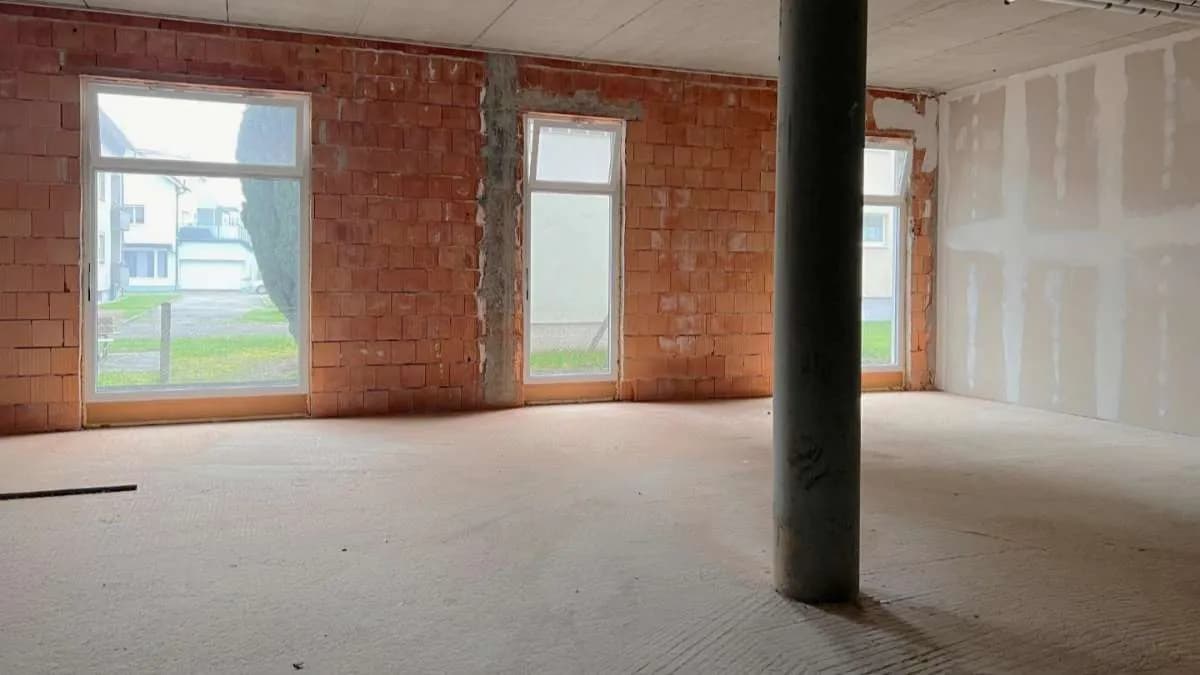 Gewerbeimmobilie mieten in Vöcklabruck – 170 m², € 2.125 – Bild 2 von 7