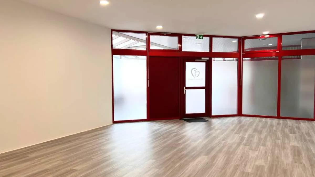 Gewerbeimmobilie mieten in Vöcklabruck – 170 m², € 2.125 – Bild 4 von 7