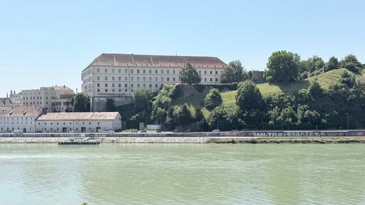 3-Zimmer-Wohnung mieten in Linz – 71 m², € 1.384 – Bild 2 von 14