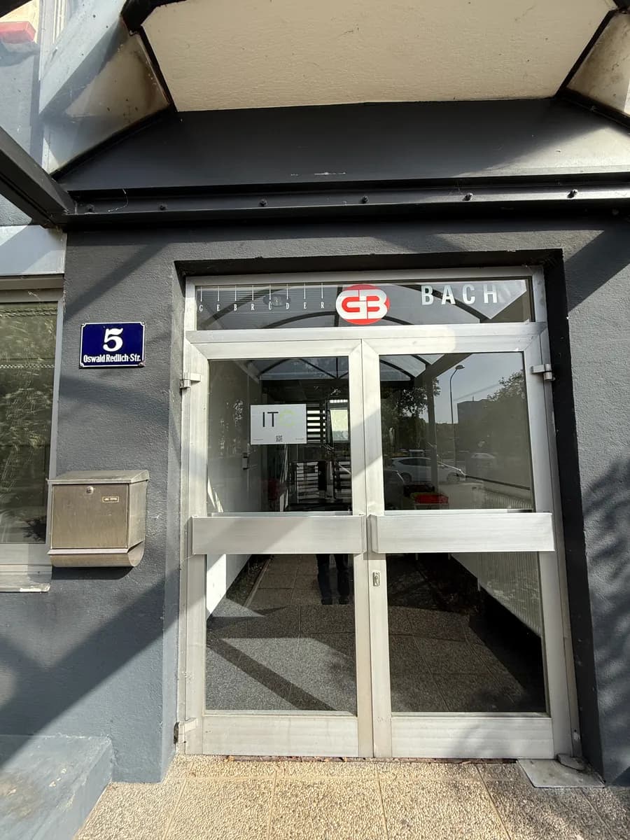 Gewerbeimmobilie mieten in Wien – 2 900 m², € 9 – Bild 28 von 28