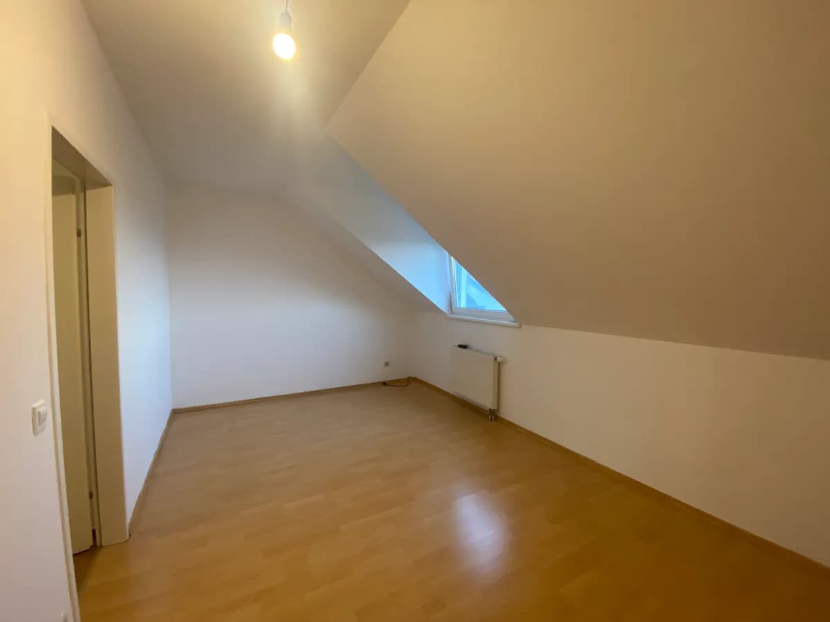 3-Zimmer-Wohnung kaufen in Wiener Neustadt – 77,3 m², € 228.000 – Bild 8 von 18