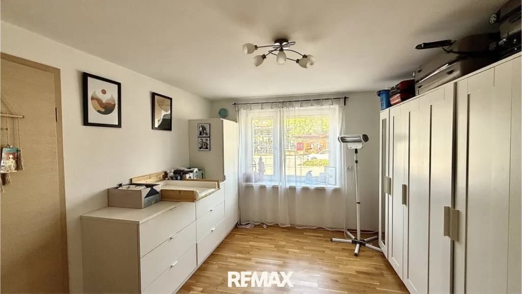 12-Zimmer-Gewerbeimmobilie kaufen in Vöcklabruck – 285 m², € 599.000 – Bild 6 von 28