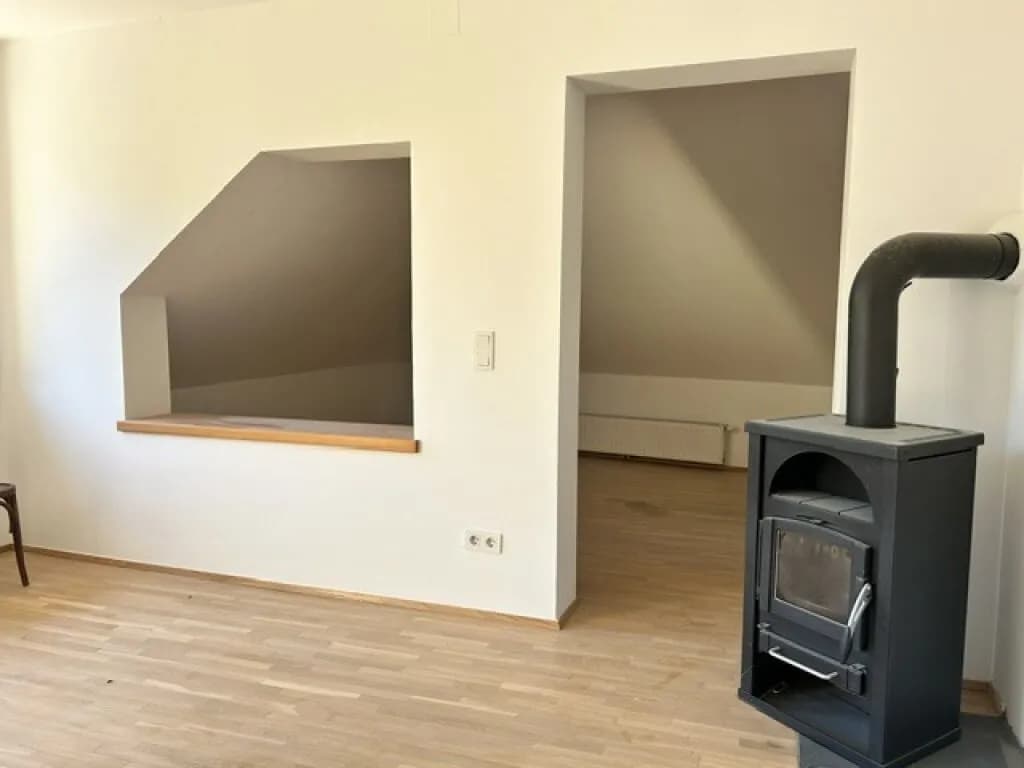 5-Zimmer-Haus mieten in Sankt Pölten Land – 215 m², € 2.519 – Bild 2 von 15