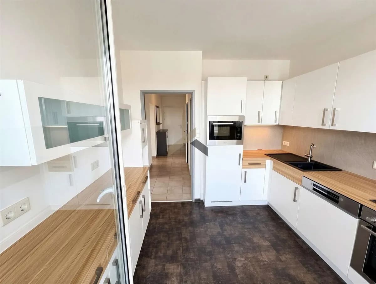 3-Zimmer-Wohnung kaufen in Salzburg Stadt – 74 m², € 389.000 – Bild 2 von 5